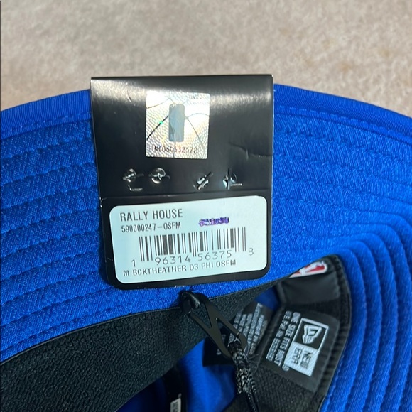 Blue New Era 76ers Bucket Hat - Picture 4 of 6